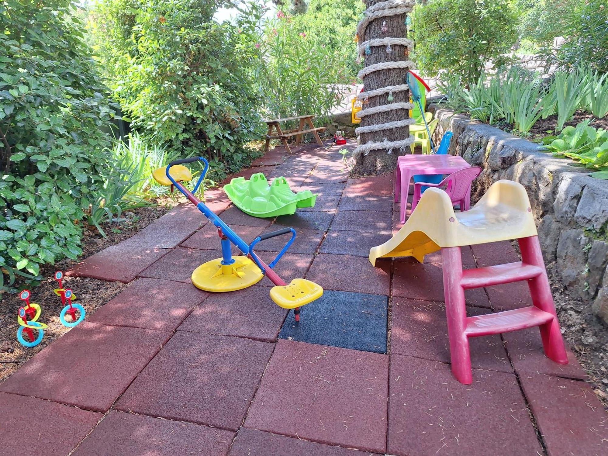 קריקווניצה Apartments Anita מראה חיצוני תמונה